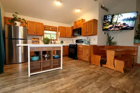 Kitchen - 5656 Paradise Dr, Reading, MI 49274 photo 1 of 1