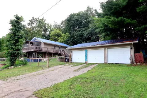 Exterior - 5656 Paradise Dr, Reading, MI 49274 photo 2 of 4