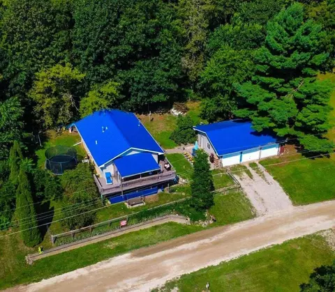 View/Area - 5656 Paradise Dr, Reading, MI 49274 photo 1 of 7