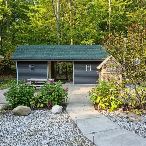 Exterior - 2994 N 6th St, White Cloud, MI 49349 photo 8 of 11