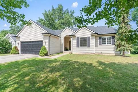 603 Cattail Ln, Pinckney, MI 48169