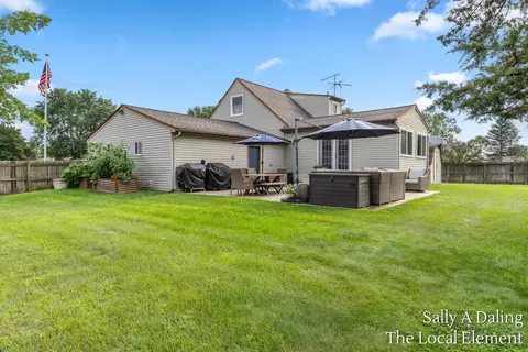 1712 Joan Ct, Dorr, MI 49323 photo 27