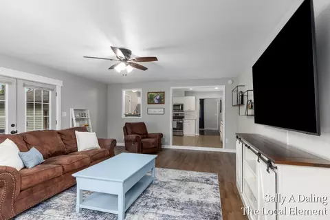 1712 Joan Ct, Dorr, MI 49323 photo 9
