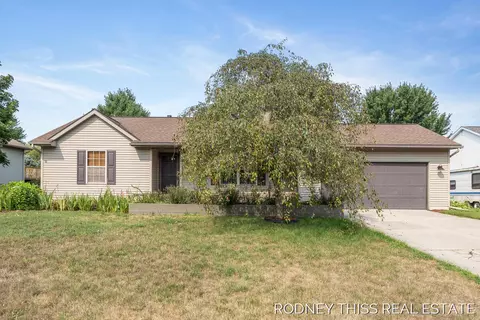 11487 Eagle Nest Ct, Allendale, MI 49401