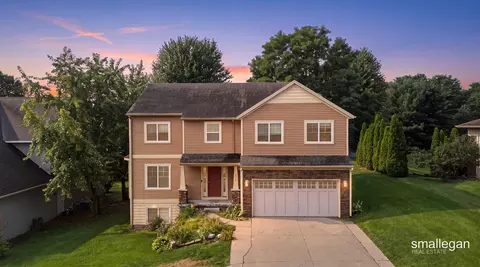 2959 Coppergrove Dr NE, Grand Rapids, MI 49525
