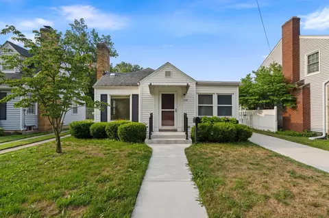 1128 SE Alger St SE, Grand Rapids, MI 49507