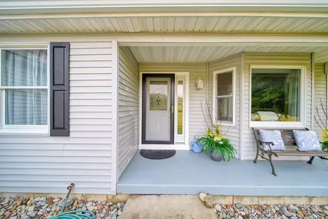 Exterior - 2777 Blackman Rd, Jackson, MI 49201 photo 5 of 24