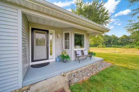 Exterior - 2777 Blackman Rd, Jackson, MI 49201 photo 4 of 24