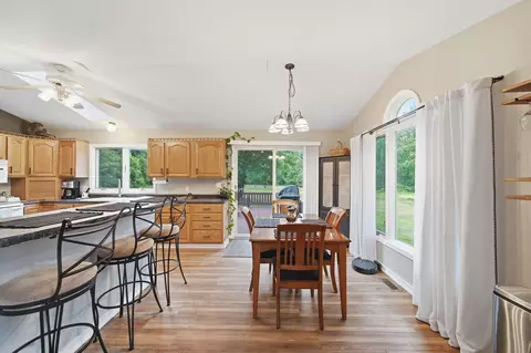 Dining - 2777 Blackman Rd, Jackson, MI 49201 photo 1 of 1