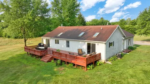 Exterior - 2777 Blackman Rd, Jackson, MI 49201 photo 15 of 24