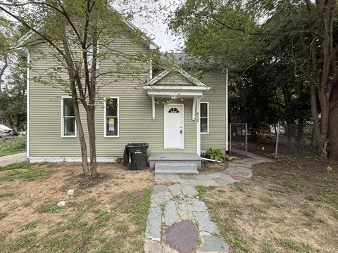 510 Ada Ave, Muskegon, MI 49442