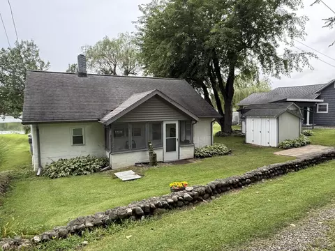 Exterior - 3152 Lake Dr, Reading, MI 49274 photo 13 of 20