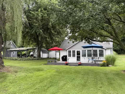 Exterior - 3152 Lake Dr, Reading, MI 49274 photo 3 of 20