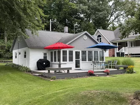 Exterior - 3152 Lake Dr, Reading, MI 49274 photo 2 of 20
