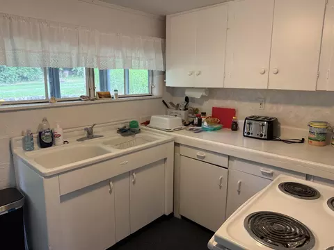 Kitchen - 3152 Lake Dr, Reading, MI 49274 photo 2 of 4
