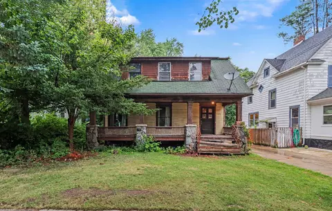 709 Egleston Ave, Kalamazoo, MI 49001