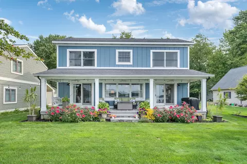 11259 Oakleigh Dr, Middleville, MI 49333