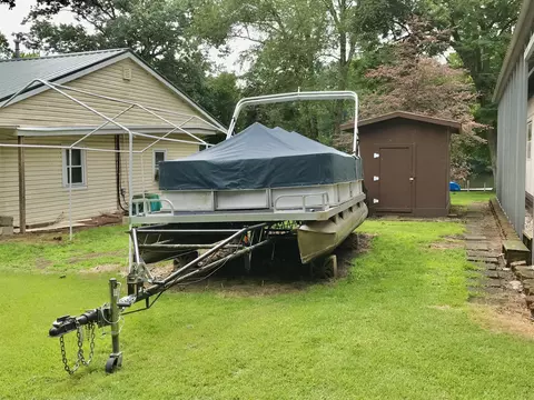 Exterior - 66521 Winding River Rd, Constantine, MI 49042 photo 2 of 5