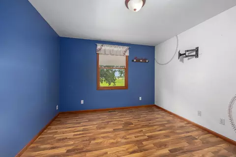 Bedroom - 10881 Hoffman Rd, Three Rivers, MI 49093 photo 3 of 5