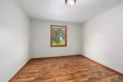 Bedroom - 10881 Hoffman Rd, Three Rivers, MI 49093 photo 2 of 5