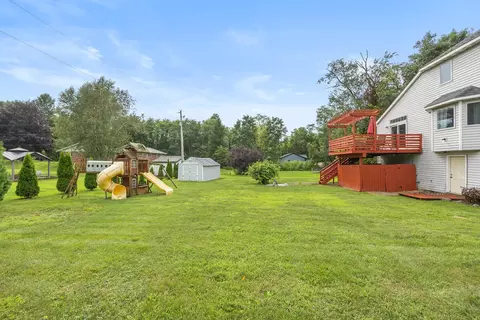 Exterior - 10881 Hoffman Rd, Three Rivers, MI 49093 photo 3 of 5