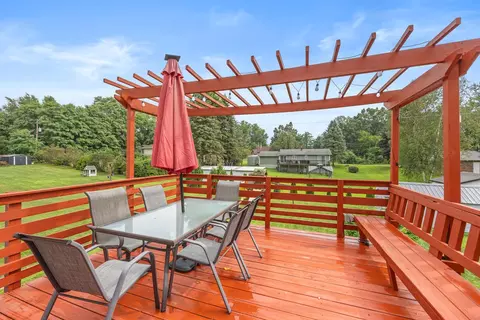 Exterior - 10881 Hoffman Rd, Three Rivers, MI 49093 photo 2 of 5