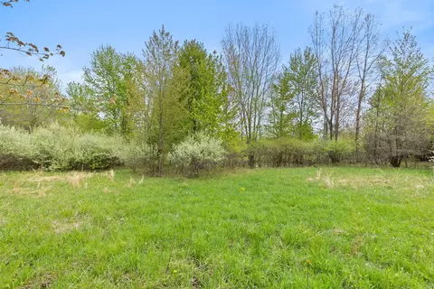 00 6th Ave, Bloomingdale, MI 49026
