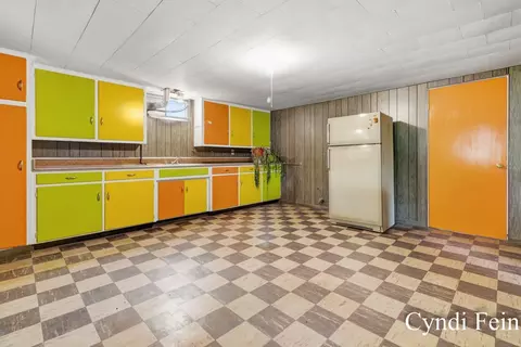 Kitchen - 4144 30th St, Dorr, MI 49323 photo 5 of 6