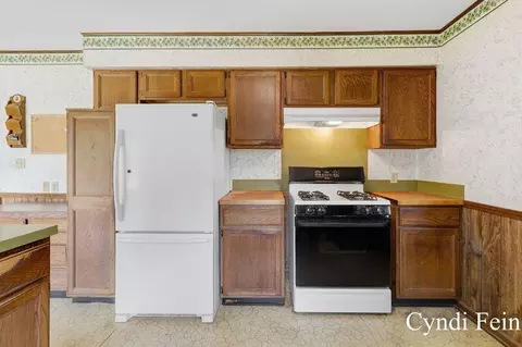 Kitchen - 4144 30th St, Dorr, MI 49323 photo 3 of 6