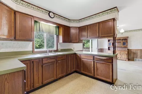 Kitchen - 4144 30th St, Dorr, MI 49323 photo 1 of 6