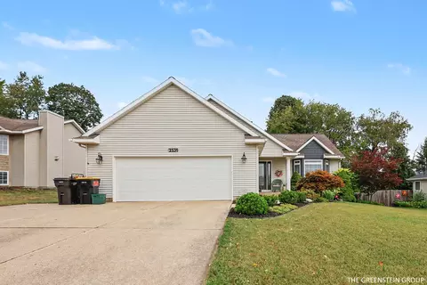 2531 Ridge Top Dr SW, Byron Center, MI 49315