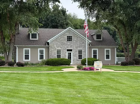 148 Ashton Highlands Dr #72, Battle Creek, MI 49015