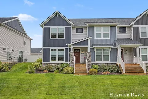6955 Myers Lake Ave NE, Rockford, MI 49341