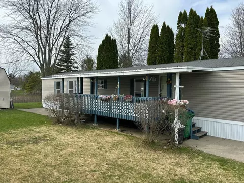 4483 Ilium Ln, Walker, MI 49534