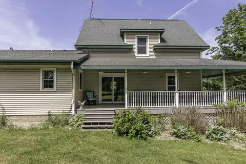 Exterior - 11481 Cressey Rd, Plainwell, MI 49080 photo 6 of 21