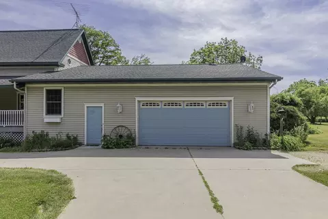 Exterior - 11481 Cressey Rd, Plainwell, MI 49080 photo 18 of 21