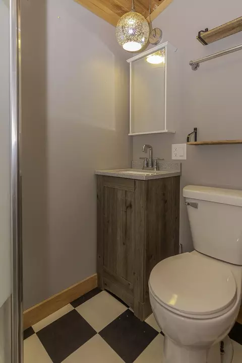 Bath - 11481 Cressey Rd, Plainwell, MI 49080 photo 6 of 6