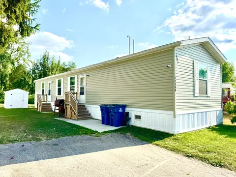 11366 Greenfield Dr, Galesburg, MI 49053