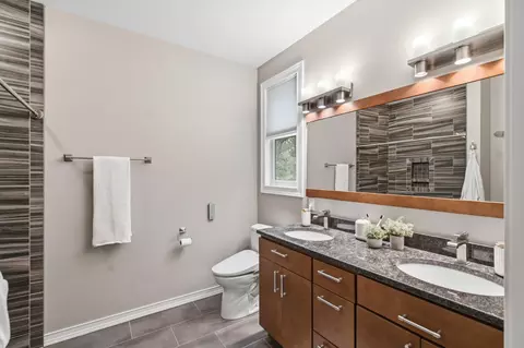 Bath - 5643 E C Ave, Richland, MI 49083 photo 1 of 4