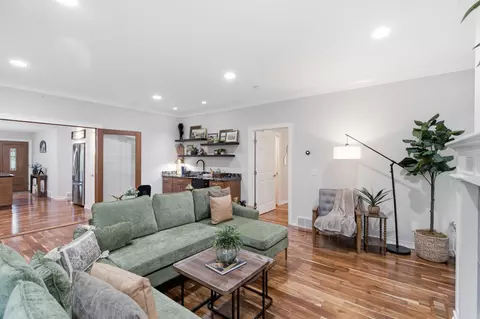 Living - 5643 E C Ave, Richland, MI 49083 photo 1 of 2