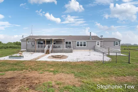 4155 N Neff Rd, Edmore, MI 48829 photo 7