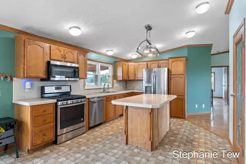 4155 N Neff Rd, Edmore, MI 48829 photo 26