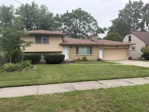 4545 Bonnie Ave SE, Kentwood, MI 49508