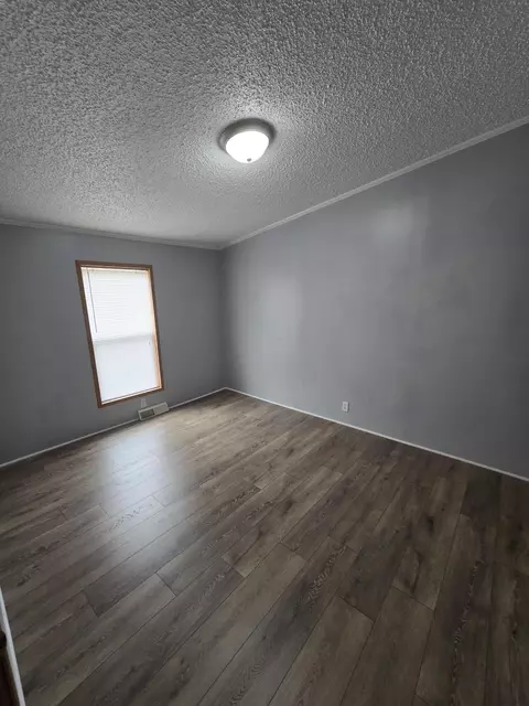 Bedroom - 6809 N Centerline Rd, White Cloud, MI 49349 photo 2 of 4