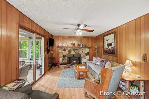 Living - 1263 W 88th St, Baldwin, MI 49304 photo 1 of 4
