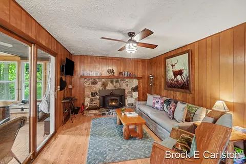 Living - 1263 W 88th St, Baldwin, MI 49304 photo 2 of 4