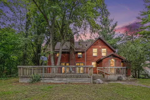 1746 104th Ave, Otsego, MI 49078