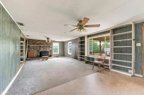 Living - 876 110th Ave, Plainwell, MI 49080 photo 1 of 3