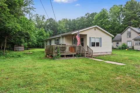 221 Lowe St, Allegan, MI 49010