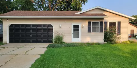 512 Faircrest Ave NW, Grand Rapids, MI 49534